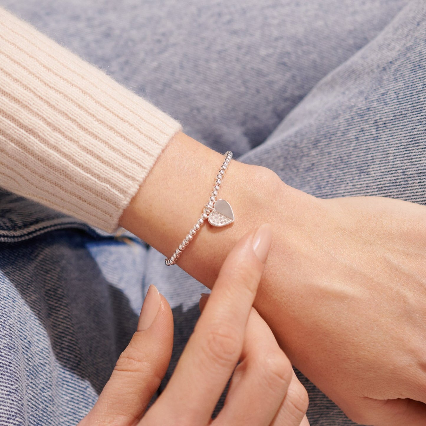'Like A Mum To Me' A Little Bracelet
