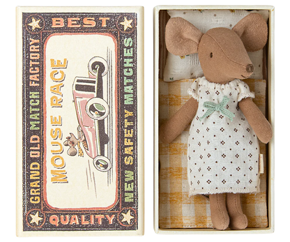 Big sister mouse in matchbox